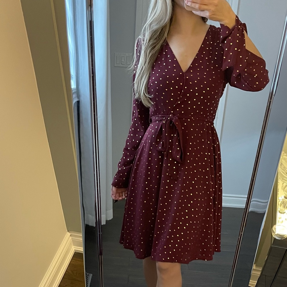 Stunning burgundy with gold dots dress.